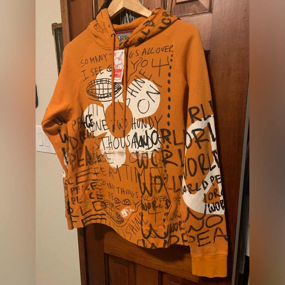 NWT Unique Snow Milk Orange White Blk PEACE Sweatshirt Hoodie Size Small (34-35)